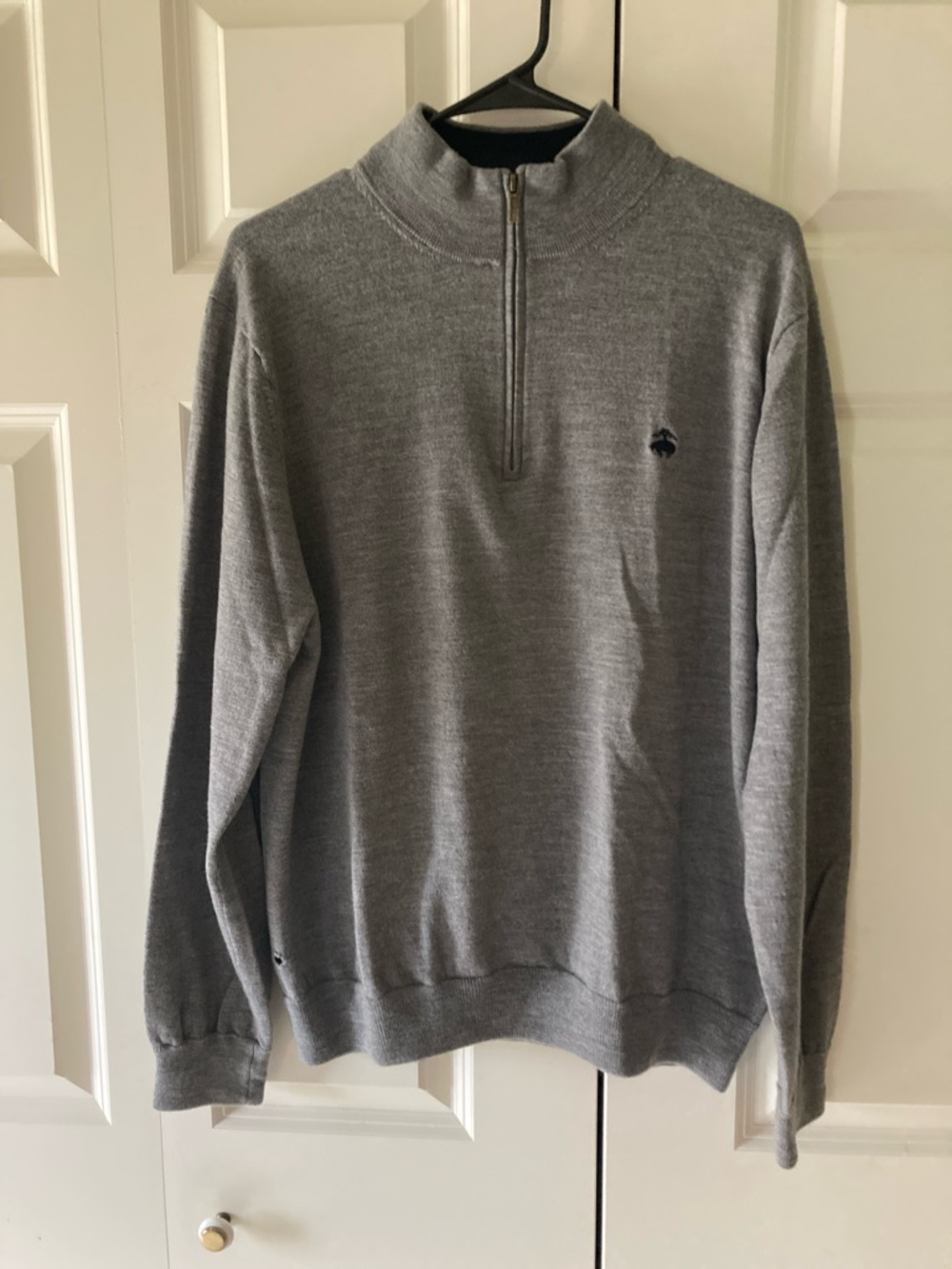 Brooks Brothers 100% merino wool mens XL quarter zip gray sweater flaw